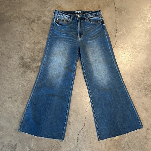 Dear John Miami - Picture 5 of 7